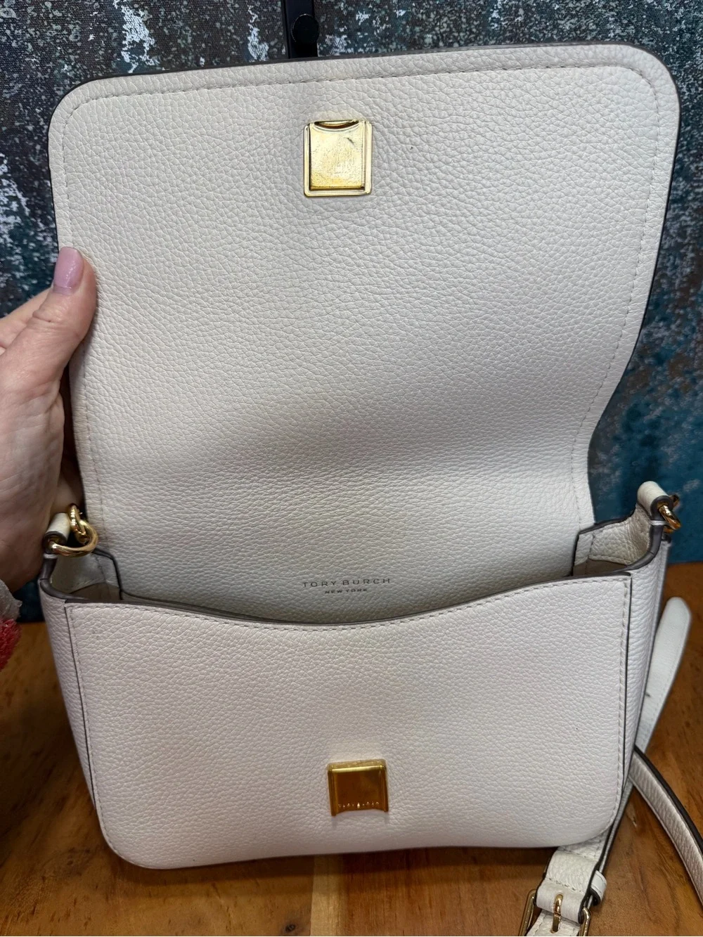 Tory Burch Quiet Luxury Thea Pebbled Leather Flap Crossbody New Ivory